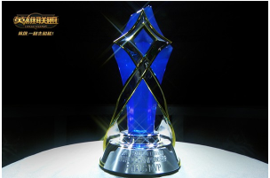 英雄联盟S8全球总决赛新增MVP奖杯 表彰为队伍夺冠做出重大贡献的选手
